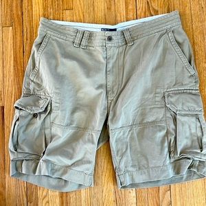 Polo by Ralph Lauren khaki cargo shorts. Like new size 42.